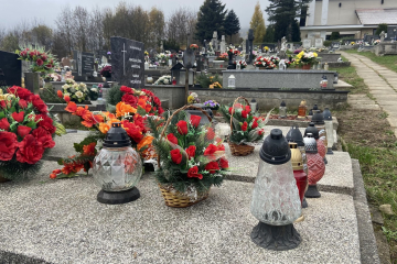 Spomínajme s úctou k zosnulým, prírode aj miestu posledného odpočinku