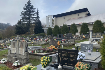 Spomínajme s úctou k zosnulým, prírode aj miestu posledného odpočinku