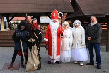 Deti v Ochodnici navštívil Mikuláš