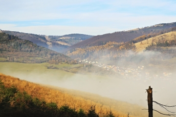 Nový kríž nad obcou Ochodnica