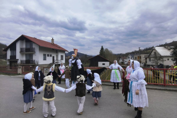Tradičné pálenie Moreny v Ochodnici privítalo jar